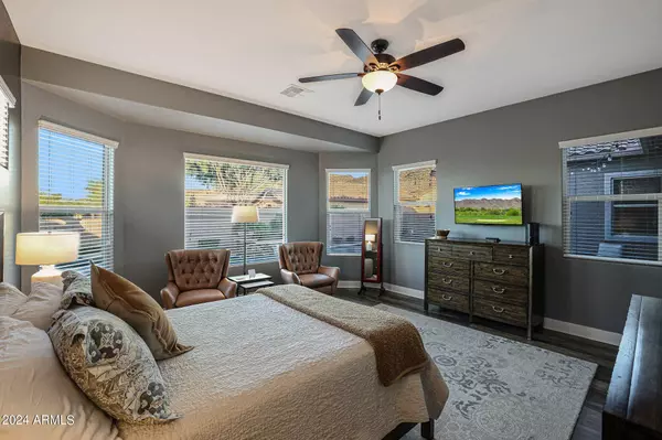 9005 S 14TH Way, Phoenix, AZ 85042