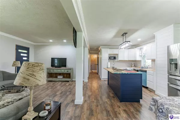 12841 Campbellsville Road, Buffalo, KY 42716