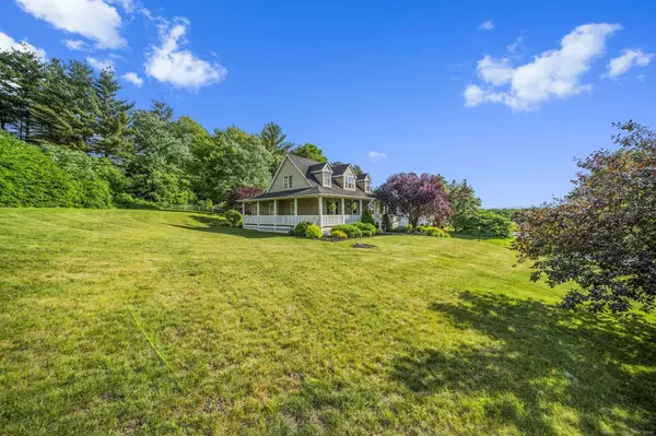 12 Wendover Road, Suffield, CT 06078