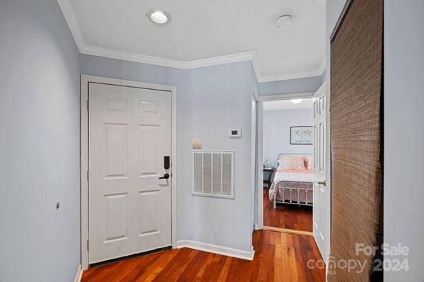 944 Southwest DR, Davidson, NC 28036