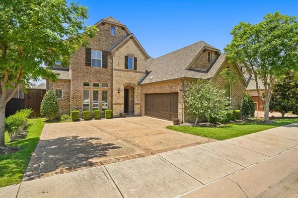 412 Sir Torin Lane, The Colony, TX 75056