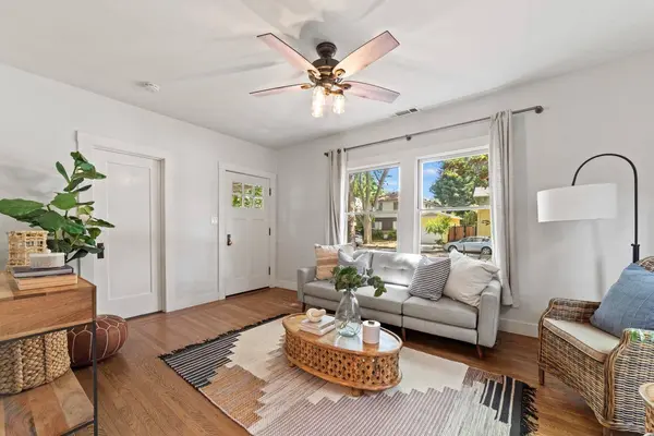 2505 C ST, Sacramento, CA 95816