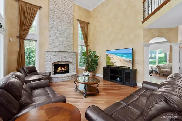 520 Harper DR, Algonquin, IL 60102