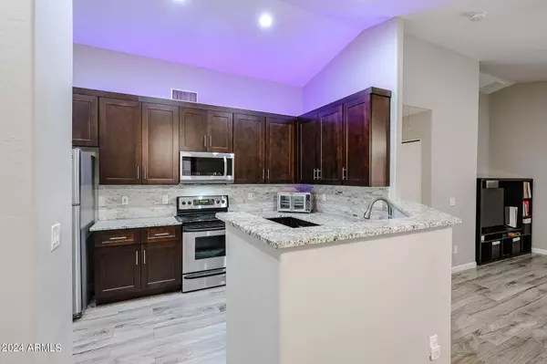 15435 W YUCATAN Drive, Surprise, AZ 85379