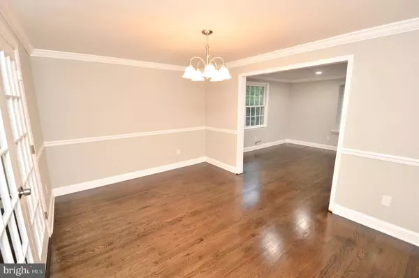 120 BARCROFT DR, Cherry Hill, NJ 08034