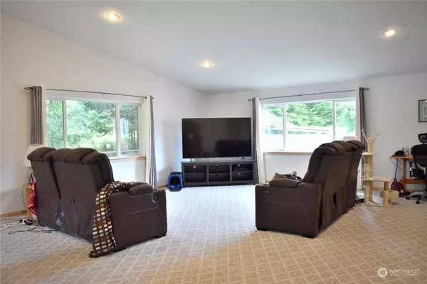 5802 138th PL NE, Marysville, WA 98271