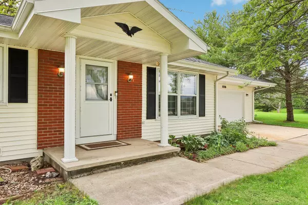 1516 S Hickory Street, Fond Du Lac, WI 54937