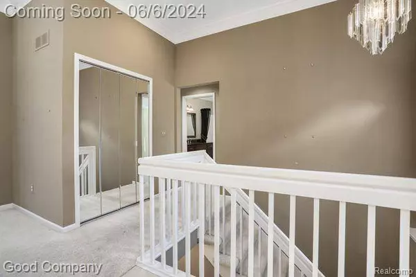 4409 REFLECTIONS Drive, Sterling Heights, MI 48314