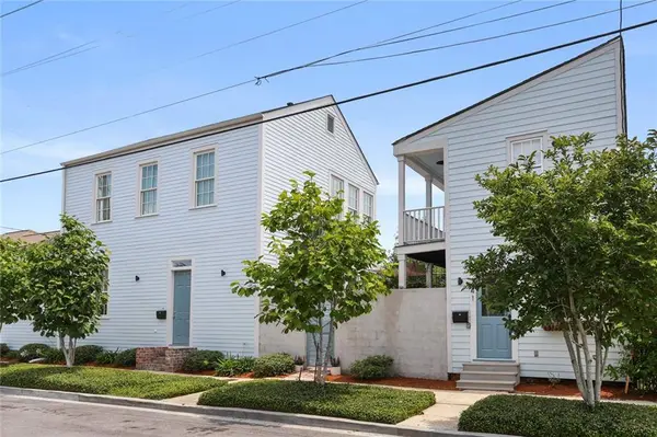 3726 CONSTANCE ST, New Orleans, LA 70115