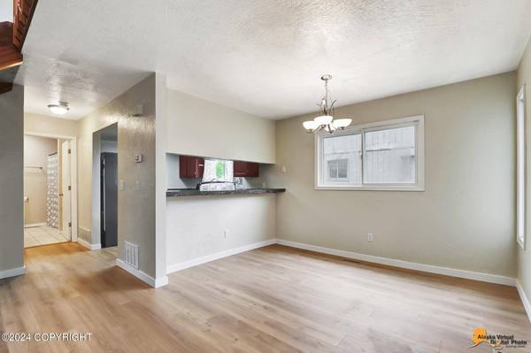 3201 Tayshee CIR, Anchorage, AK 99504