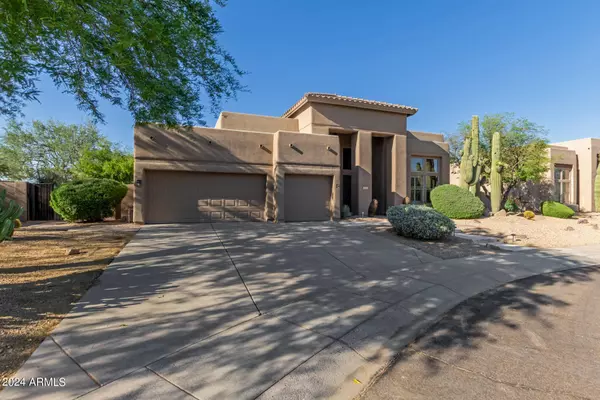 4802 E CIELO GRANDE Avenue, Phoenix, AZ 85054