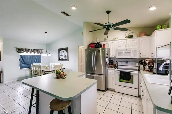 4723 SW 25th CT, Cape Coral, FL 33914