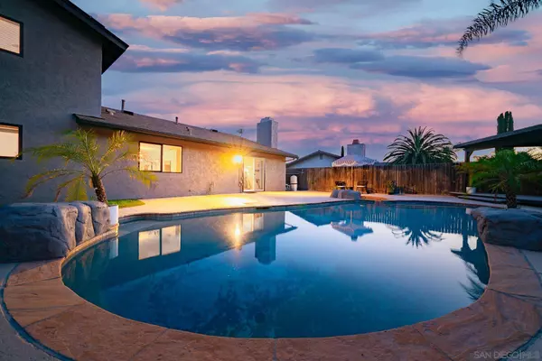 2032 Habero Dr, Escondido, CA 92028