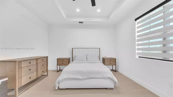 14504 SW 22nd Ter, Miami, FL 33175