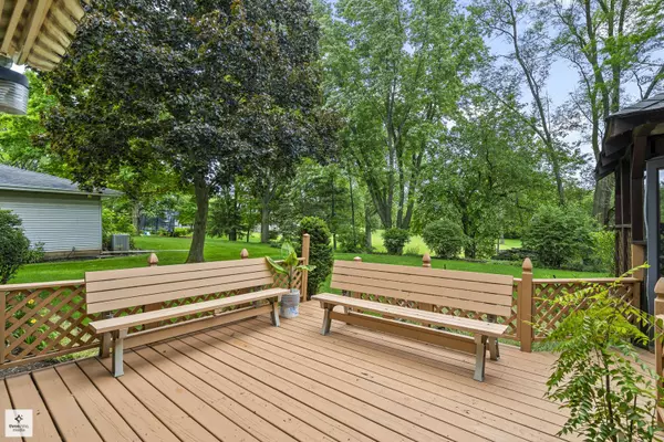 639 W Longview LN, Palatine, IL 60067