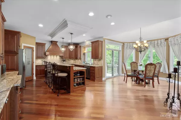 520 Harper DR, Algonquin, IL 60102