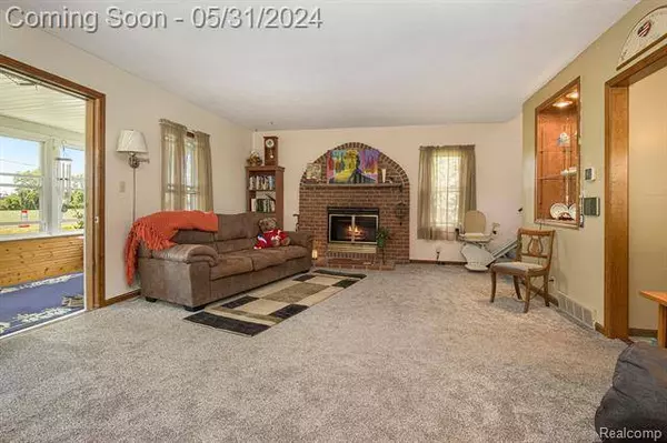 3795 Carson Highway, Adrian, MI 49221