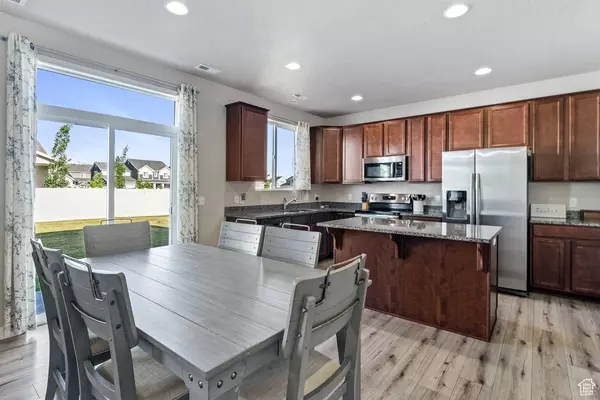 3461 S POPLAR LN, Syracuse, UT 84075