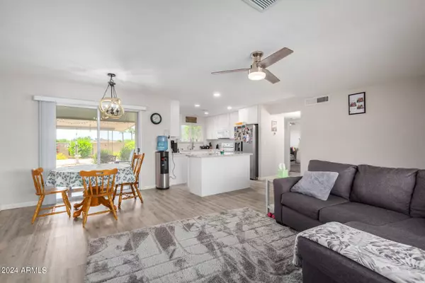 9820 N 102nd Drive, Sun City, AZ 85351