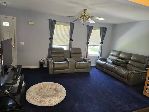 91 Clark St, Belchertown, MA 01007
