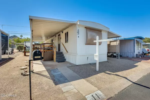 10401 N CAVE CREEK Road #11, Phoenix, AZ 85020