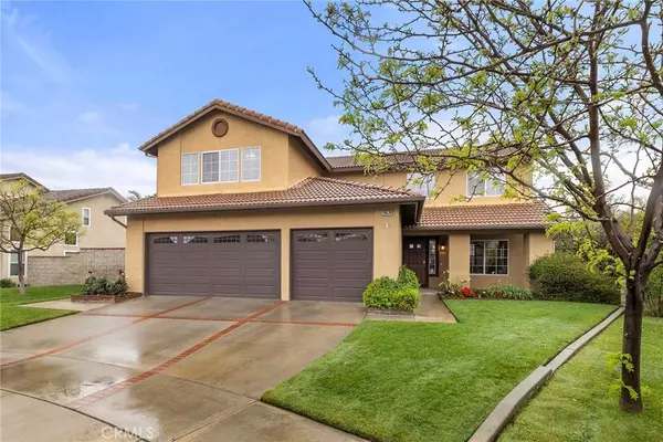 29570 Silver Buckle CT, Highland, CA 92346