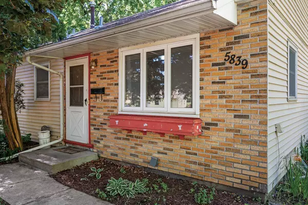 5839 Quebec AVE N, Crystal, MN 55428