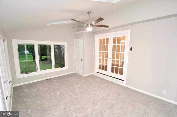 120 BARCROFT DR, Cherry Hill, NJ 08034