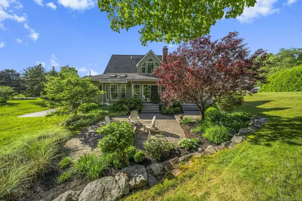 12 Wendover Road, Suffield, CT 06078