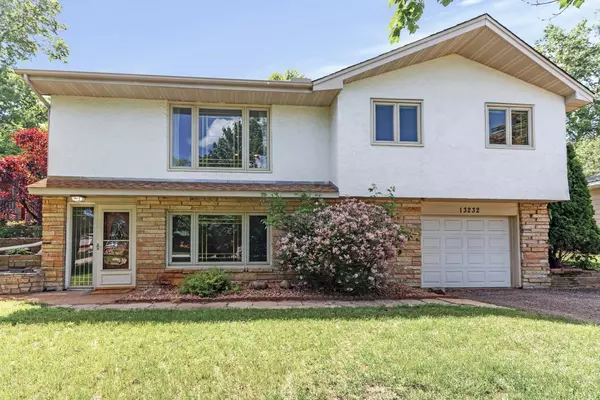 13232 Crooked Lake BLVD NW, Coon Rapids, MN 55448