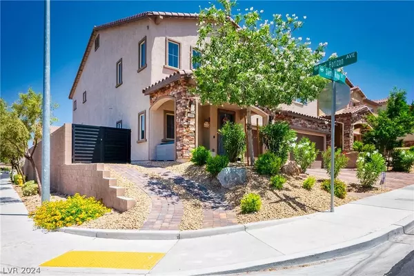 990 Sierra Ridge Street, Henderson, NV 89002