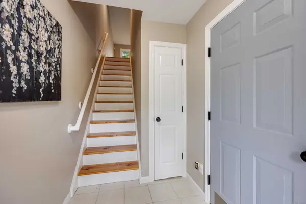 158 Paddock Avenue #APT 1103, Meriden, CT 06450