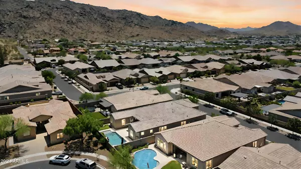 9005 S 14TH Way, Phoenix, AZ 85042