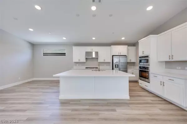 10252 Arrow Range Avenue, Las Vegas, NV 89166