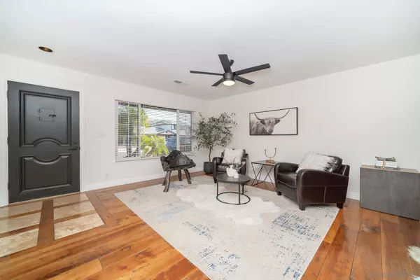 2032 Habero Dr, Escondido, CA 92028