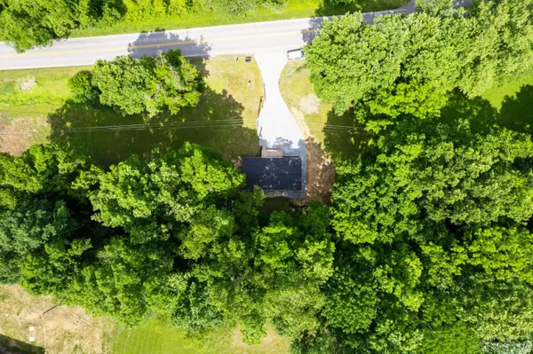 6761 Winchester RD, Clay City, KY 40312