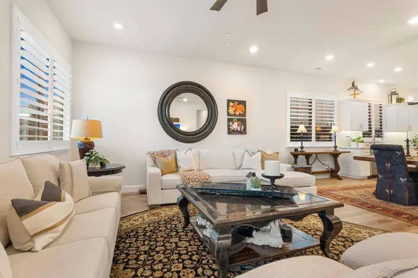 2832 Broken Bit LN, Rocklin, CA 95765