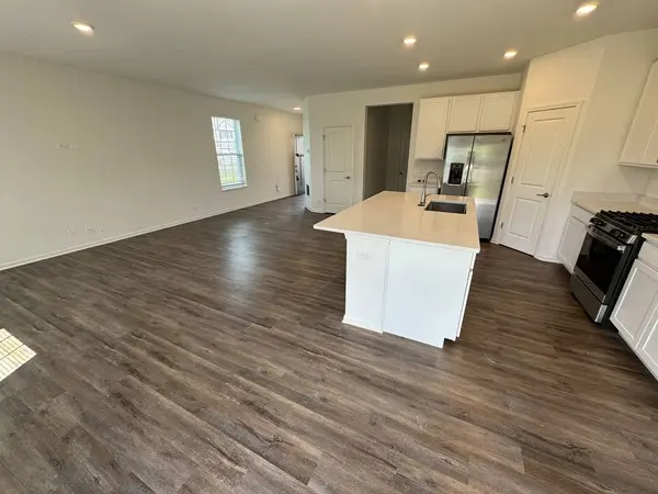 1201 Draper Road, Mchenry, IL 60050