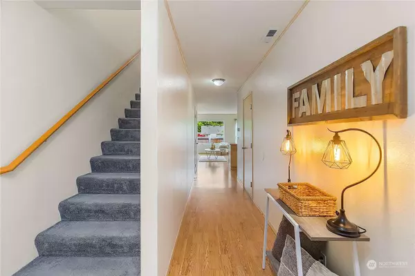 137 NE Tucannon CT, Bremerton, WA 98311