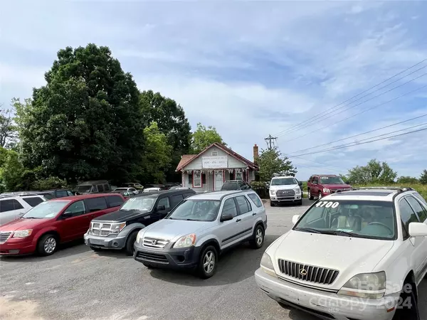 3994 Tom Calloway LN, Hudson, NC 28638