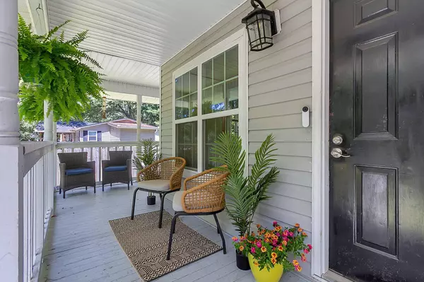 1154 East And West Rd, Charleston, SC 29412