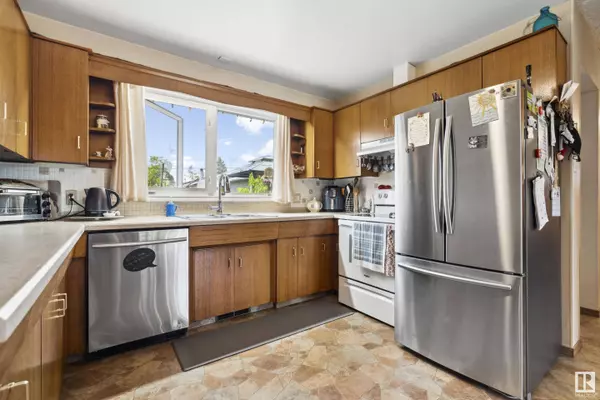 12 DUKE DR, Lamont, AB T0B 2R0