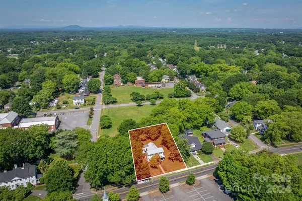 710 North Main AVE, Newton, NC 28658