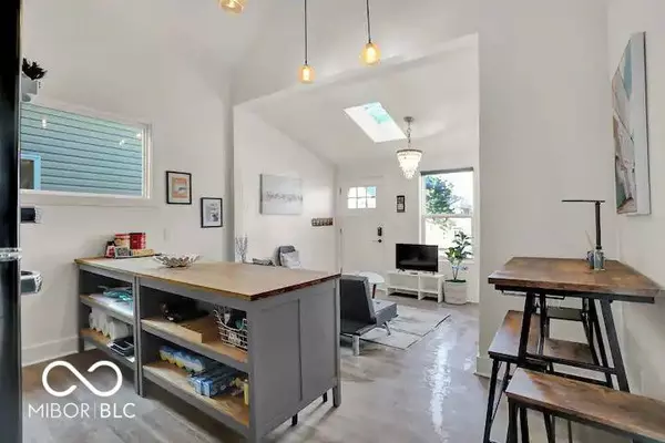 957 Lexington AVE, Indianapolis, IN 46203