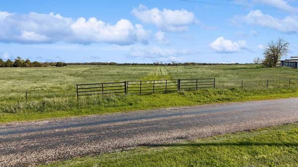 721 Sandusky Road, Whitesboro, TX 76273
