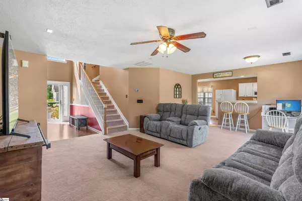 200 Westshire Drive, Simpsonville, SC 29681