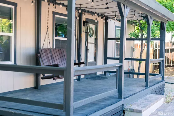 8 Stope Rd, Dayton, NV 89403