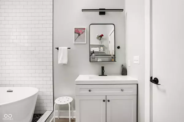 953 Lexington AVE, Indianapolis, IN 46203