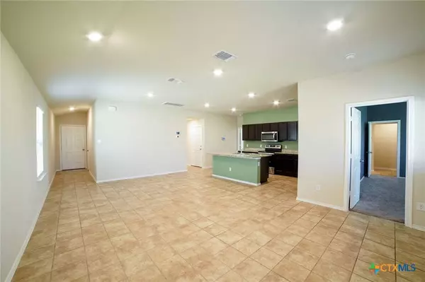 5908 Amelia Earhart BLVD, Killeen, TX 76543