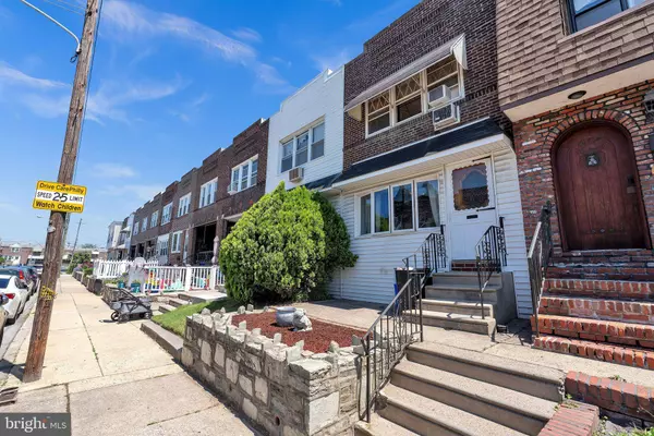 2841 GILLINGHAM ST, Philadelphia, PA 19137